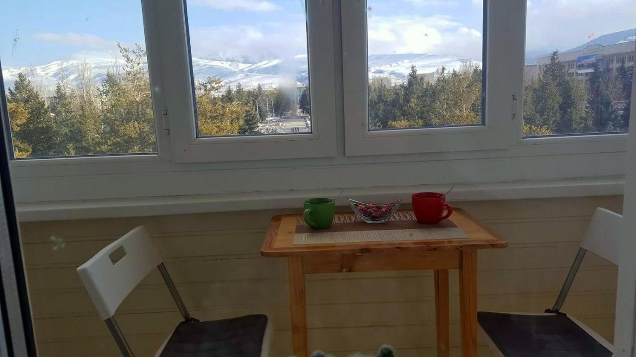 Apartment In The Karakol Heart Bagian luar foto